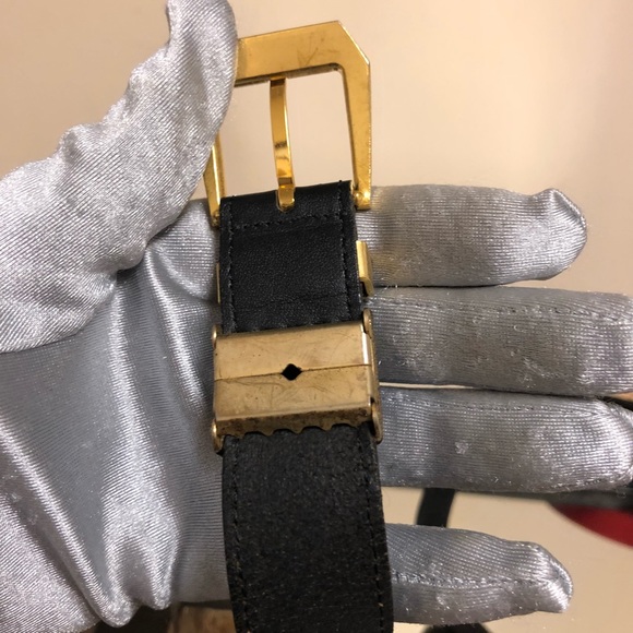 DAKS LONDON ENGLAND BLACK LEATHER BELT VINTAGE XS